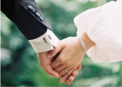 Couple representing Spousal Sponsorship services
